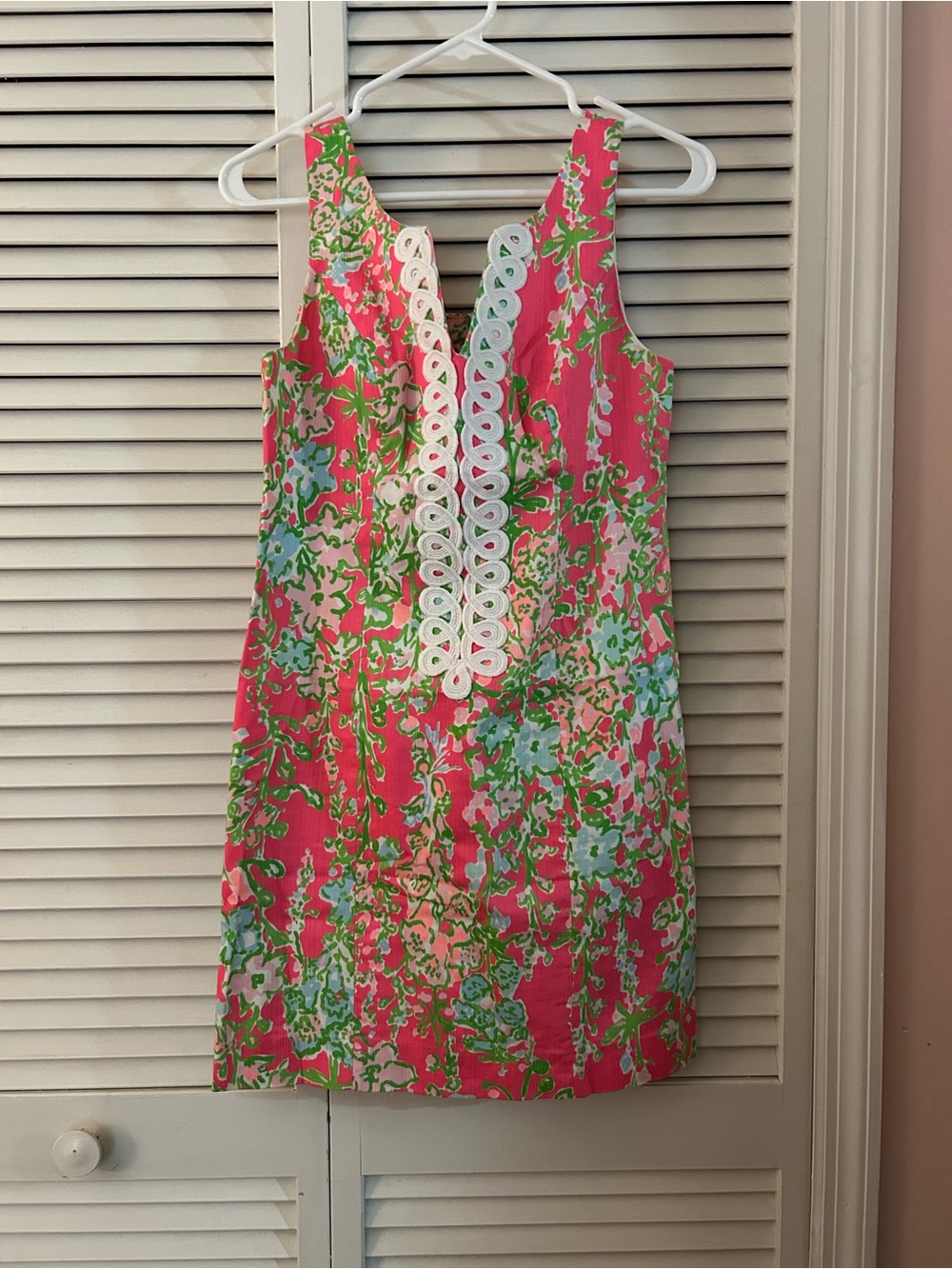Lilly Pulitzer Pink Floral Shift Dress with White Scallop Trim